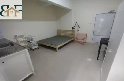 شقة - 1 حمام للايجار في ام غوالينا تجارية - ام غويلينا - أم غويلينا - الدوحة