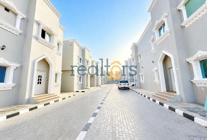 60390754 - Property Image 2