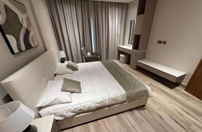 Apartment - 1 Bedroom - 2 Bathrooms for rent in Lusail Marina Heights - Marina District - Lusail