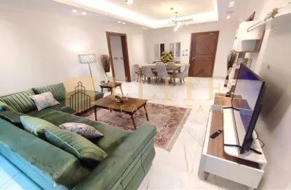 Apartment - 2 Bedrooms - 3 Bathrooms for rent in Porto Arabia - The Pearl Island - Doha