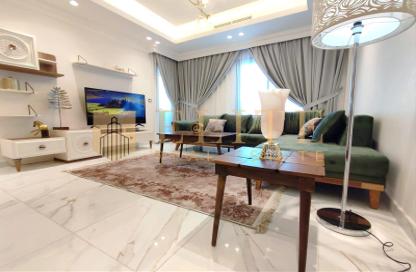 Apartment - 2 Bedrooms - 3 Bathrooms for rent in Porto Arabia - The Pearl Island - Doha