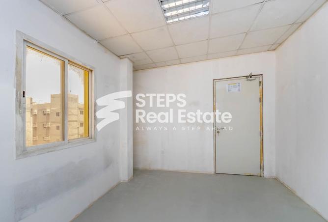 61900031 - Property Image 2