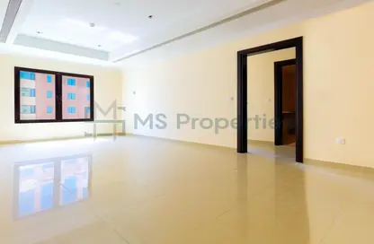 Apartment - 1 Bedroom - 2 Bathrooms for rent in West Porto Drive - Porto Arabia - The Pearl Island - Doha Apartment - 1 Bedroom - 2 Bathrooms for rent in West Porto Drive - Porto Arabia - The Pearl Island - Doha