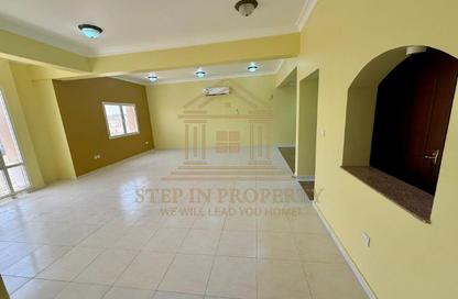 Apartment - 2 Bedrooms - 2 Bathrooms for rent in Somerset Al Mansoura - Al Mansoura - Doha