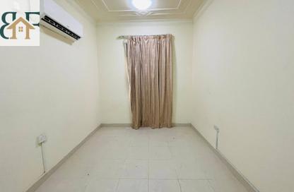 Apartment - 2 Bedrooms - 2 Bathrooms for rent in Al Mansoura - Al Mansoura - Doha