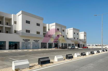 Shop - Studio - 1 Bathroom for rent in Al Thumama - Al Thumama - Doha