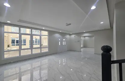 مجمع سكني - 4 غرف نوم - 4 حمامات للايجار في شارع الوعب - الوعب - الدوحة مجمع سكني - 4 غرف نوم - 4 حمامات للايجار في شارع الوعب - الوعب - الدوحة