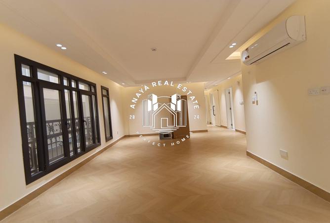 51721561 - Property Image 2