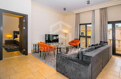 Apartment - 2 Bedrooms - 3 Bathrooms for rent in Carnaval - Qanat Quartier - The Pearl Island - Doha