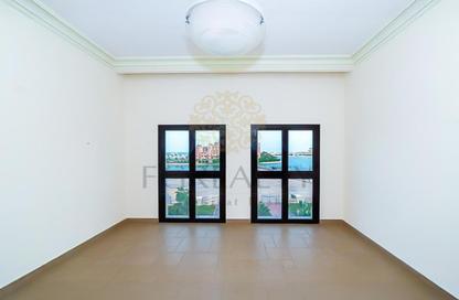 Apartment - 3 - 4 for sale in Carnaval - Qanat Quartier - The Pearl Island - Doha