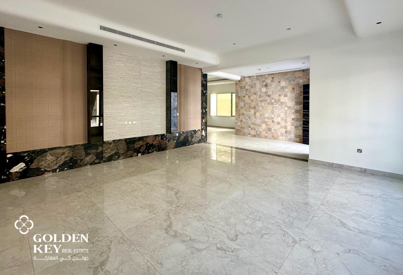 Luxury 7 Master Bedroom| Compound Villa| Al Kheesa