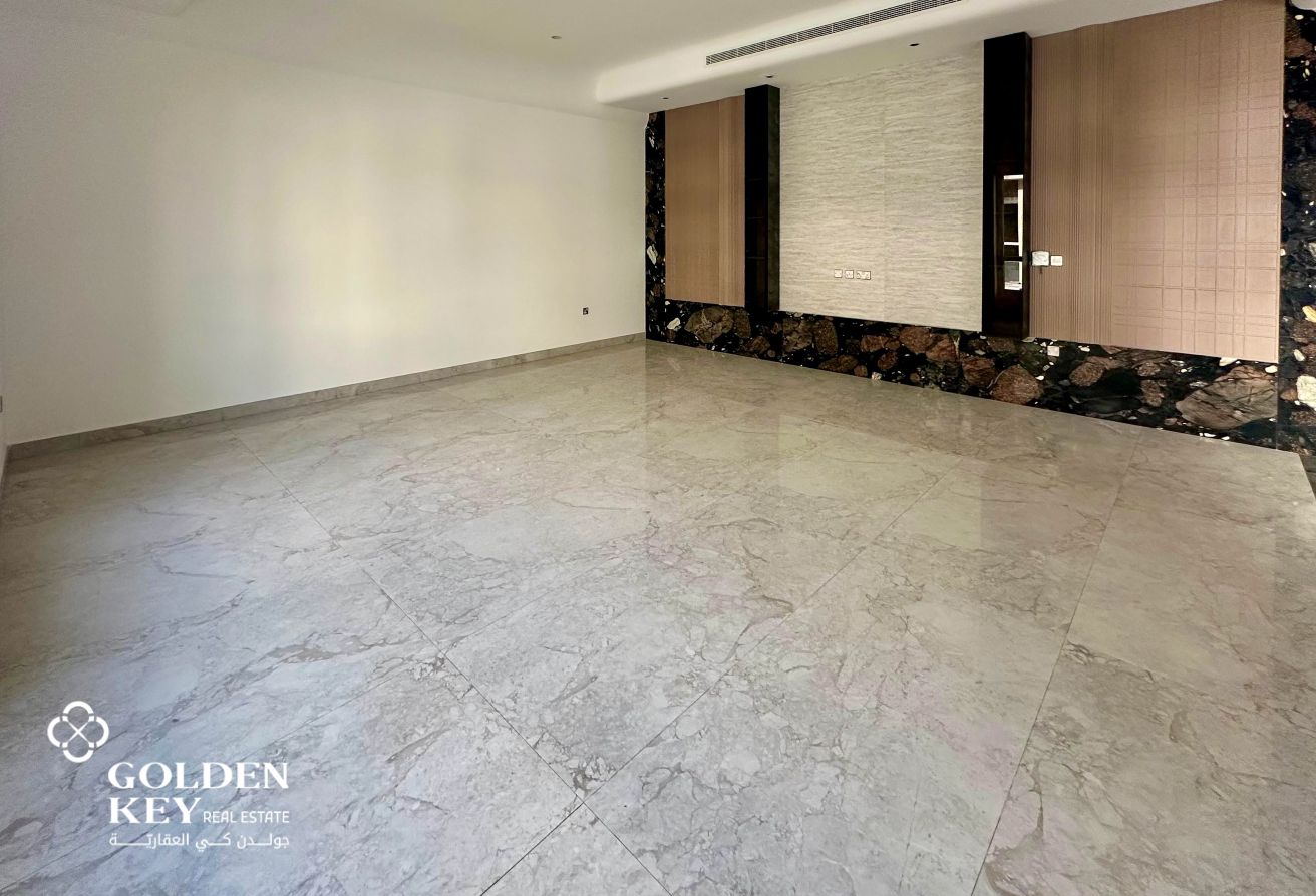 Luxury 7 Master Bedroom| Compound Villa| Al Kheesa