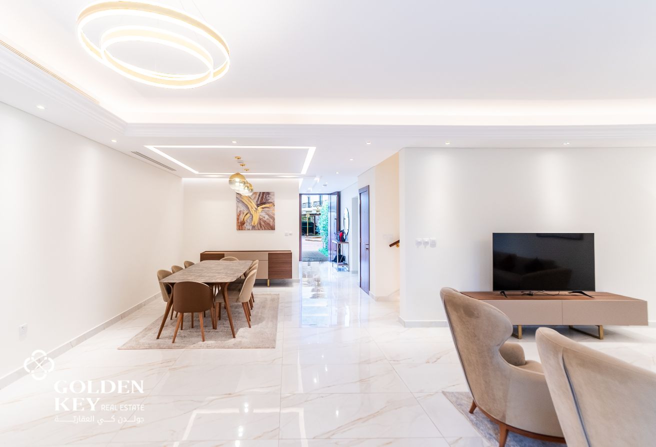 NO AGENCY FEE | Furnished VILLA 5BR | Floresta