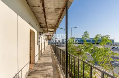 Labor Camp - Studio - 7+ Bathrooms for rent in Industrial Area 4 - Industrial Area - Industrial Area - Doha