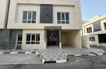 Compound - 7 Bedrooms - 7+ Bathrooms for rent in Al Kheesa - Al Kheesa - Umm Salal Mohammed