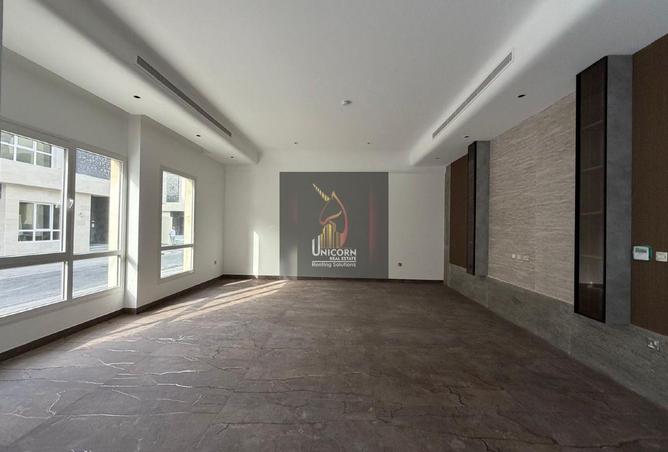 54828138 - Property Image 2