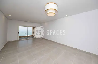 شقة - 1 حمام للبيع في ابراج المتحدة - فيفا بحرية - جزيرة اللؤلؤة - الدوحة