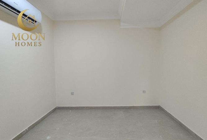 58683928 - Property Image 3