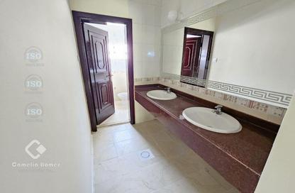 مجمع سكني - 5 غرف نوم - 5 حمامات للايجار في 871 شارع - جنوب الدحيل - الدحيل - الدوحة