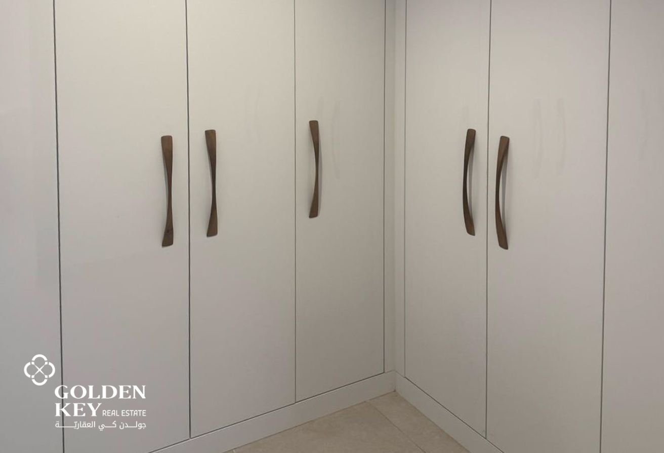 Luxury 1BR | High Floor with Stunning Marina View