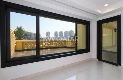 Townhouse - 2 Bedrooms - 3 Bathrooms for rent in East Porto Drive - Porto Arabia - The Pearl Island - Doha