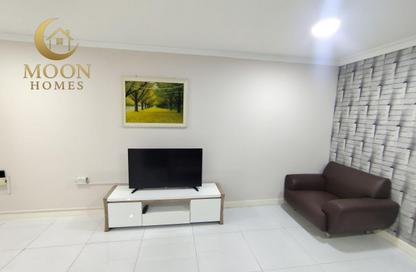 Apartment - 2 Bedrooms - 2 Bathrooms for rent in Al Mansoura - Al Mansoura - Doha