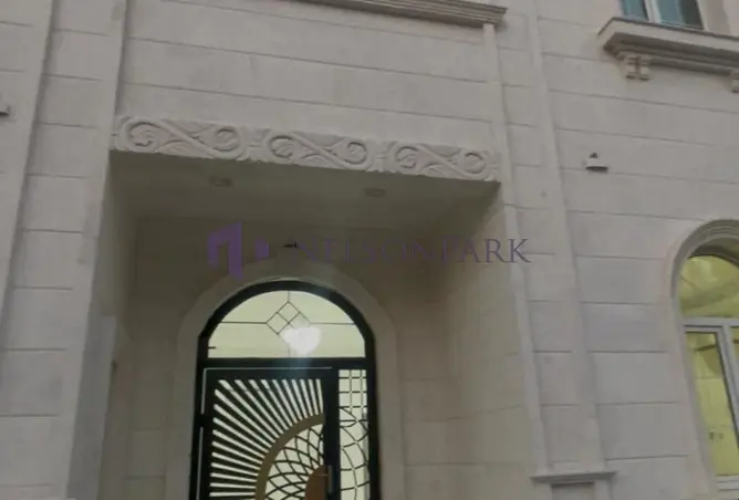 62521915 - Property Image 2