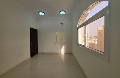 Villa - 4 Bedrooms - 4 Bathrooms for rent in Al Maamoura - Al Maamoura - Doha