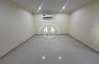 Apartment - 2 Bedrooms - 1 Bathroom for rent in Al Sailiya - Al Sailiya - Doha