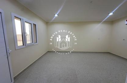 Apartment - 2 Bedrooms - 1 Bathroom for rent in Al Sailiya - Al Sailiya - Doha