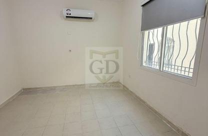 Apartment - Studio - 1 for rent in Wadi Al Shaheeniya Street - Ain Khaled - Doha