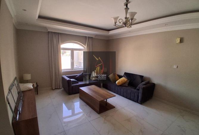 52180140 - Property Image 2