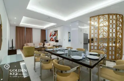 Apartment - 2 Bedrooms - 3 Bathrooms for rent in Floresta Gardens - Floresta Gardens - The Pearl Island - Doha