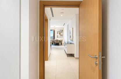 Penthouse - 3 - 5 for rent in Floresta Gardens - The Pearl Island - Doha