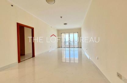 Apartment - 3 Bedrooms - 3 Bathrooms for rent in Viva East - Viva Bahriyah - The Pearl Island - Doha