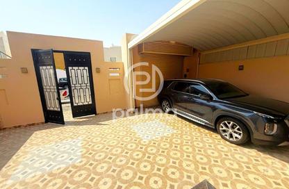 Villa - 4 Bedrooms - 6 Bathrooms for rent in Al Thumama - Al Thumama - Doha