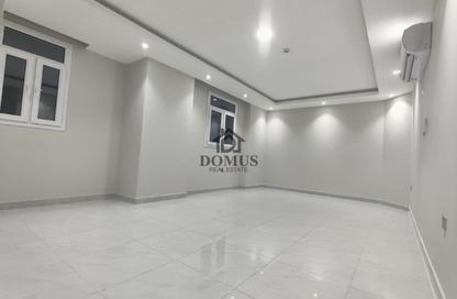 Apartment - 2 Bedrooms - 2 Bathrooms for rent in Fereej Abdul Aziz - Fereej Abdul Aziz - Doha
