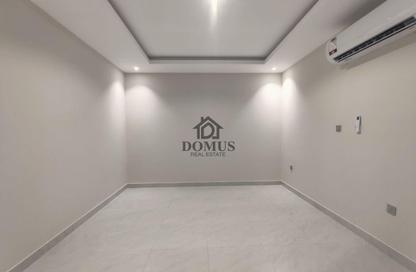 Apartment - 2 Bedrooms - 2 Bathrooms for rent in Fereej Abdul Aziz - Fereej Abdul Aziz - Doha
