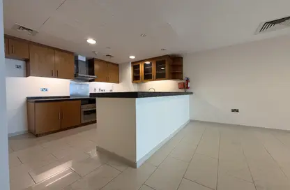 Apartment - 1 Bedroom - 2 Bathrooms for rent in Viva West - Viva Bahriyah - The Pearl Island - Doha