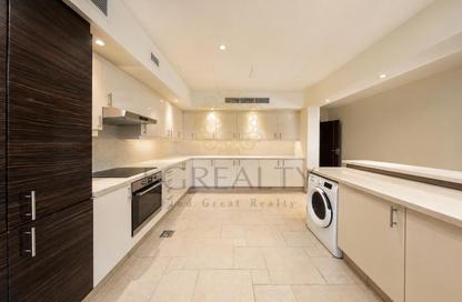 Apartment - 2 Bedrooms - 3 Bathrooms for sale in Mercato - Qanat Quartier - The Pearl Island - Doha