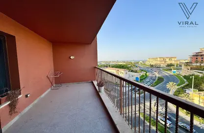 Apartment - 2 Bedrooms - 2 Bathrooms for rent in Tower 24 - Porto Arabia - The Pearl Island - Doha