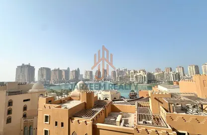شقة - 2 غرف نوم - 2 حمامات للايجار في طريق بورتو الغربي - بورتو أرابيا - جزيرة اللؤلؤة - الدوحة