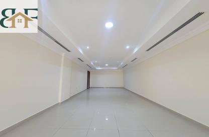 Apartment - 5 Bedrooms - 5 Bathrooms for rent in Old Airport Road - Old Airport Road - Doha Apartment - 5 Bedrooms - 5 Bathrooms for rent in Old Airport Road - Old Airport Road - Doha