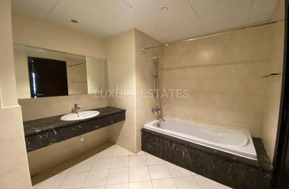 Apartment - 1 - 2 for rent in West Porto Drive - Porto Arabia - The Pearl Island - Doha
