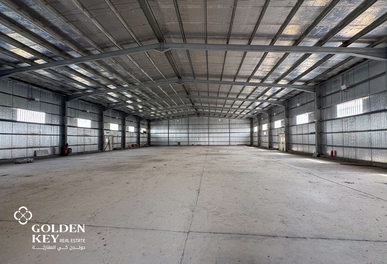 General Warehouse | Main Road | Birkat Al Awamer