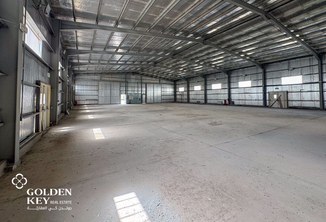 General Warehouse | Main Road | Birkat Al Awamer