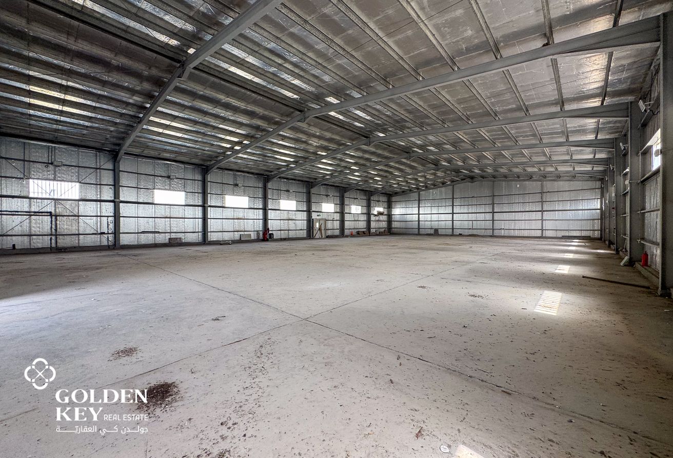 General Warehouse | Main Road | Birkat Al Awamer