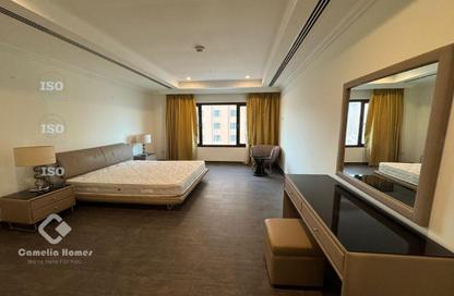 Apartment - 1 Bedroom - 2 Bathrooms for rent in East Porto Drive - Porto Arabia - The Pearl Island - Doha