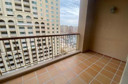 Apartment - 1 Bedroom - 2 Bathrooms for rent in West Porto Drive - Porto Arabia - The Pearl Island - Doha
