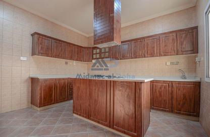 Apartment - 4 Bedrooms - 4 Bathrooms for rent in Al Gharrafa - Doha Apartment - 4 Bedrooms - 4 Bathrooms for rent in Al Gharrafa - Doha